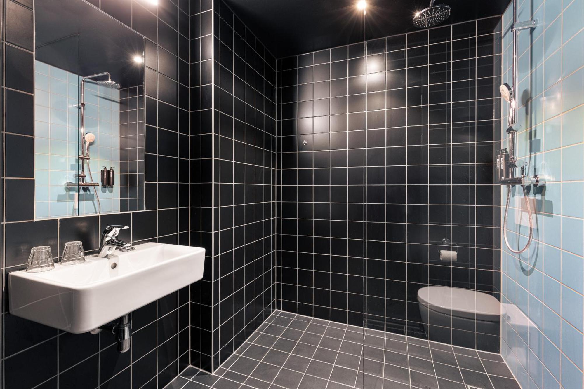 The Social Hub Vienna Hotel Exterior foto Bathroom