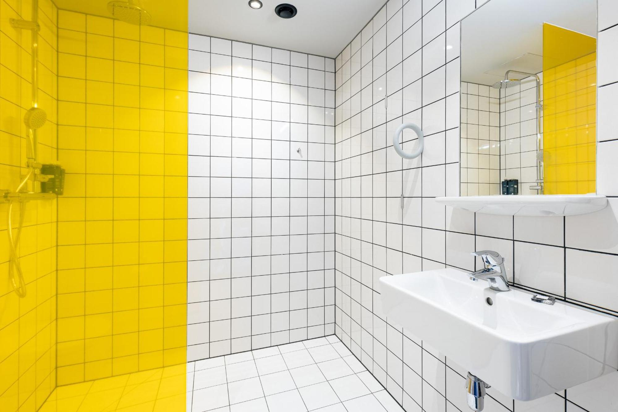 The Social Hub Vienna Hotel Exterior foto Bathroom