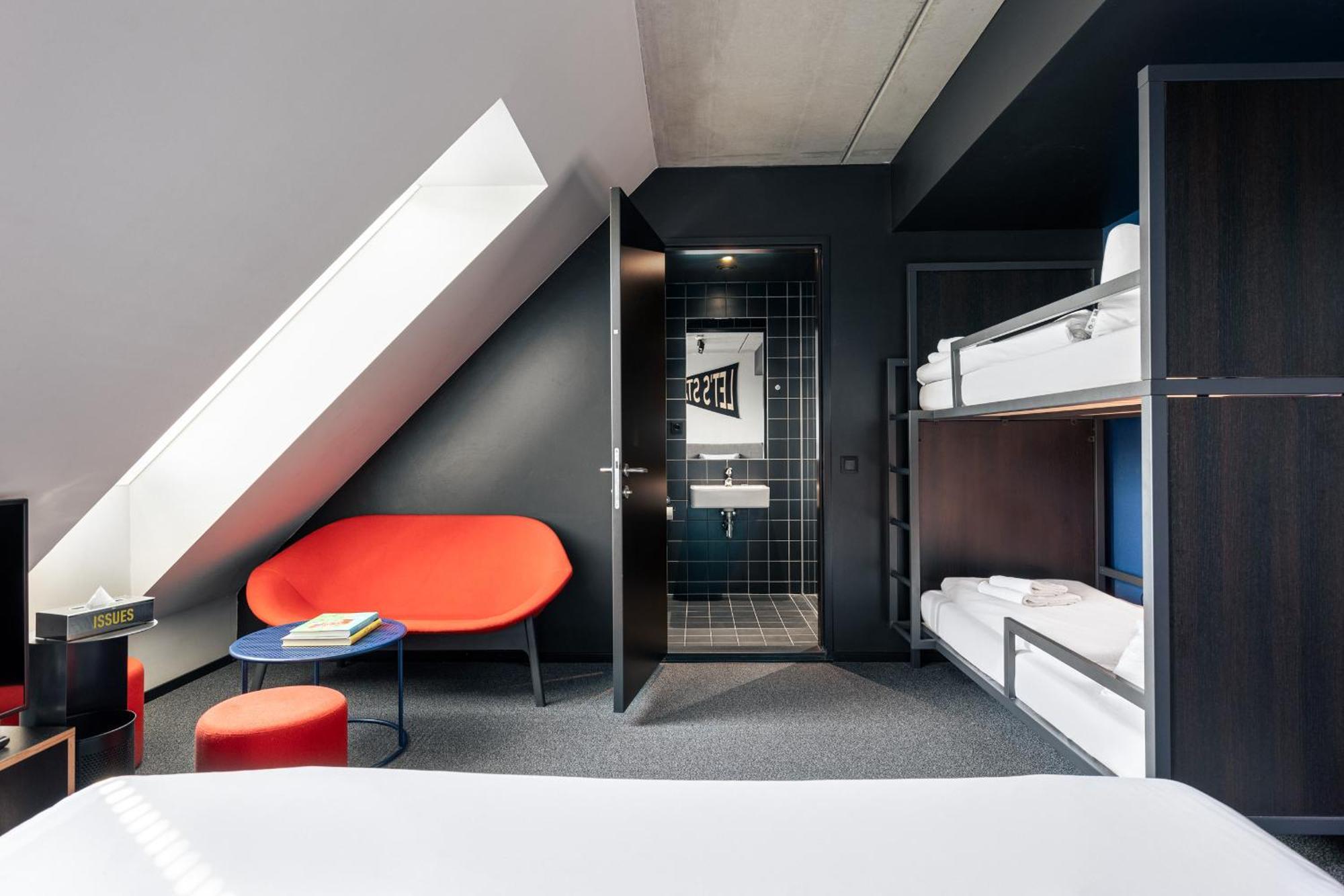 The Social Hub Vienna Hotel Exterior foto Hostel room